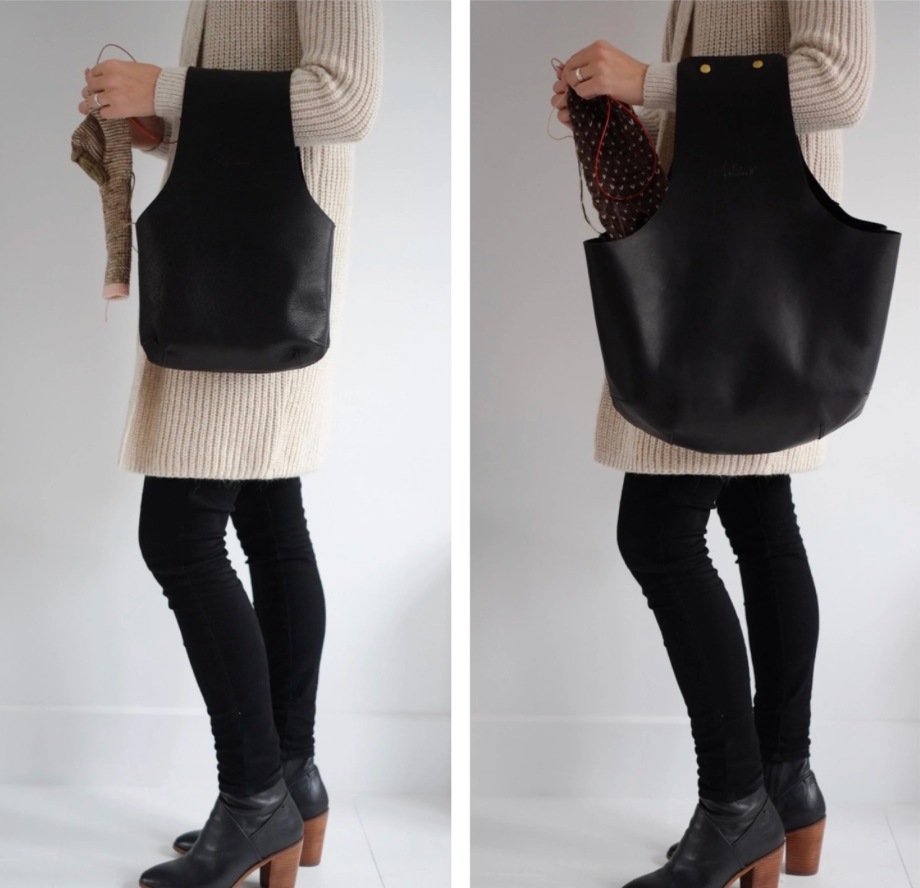 Medium and large size black knitting bags next to each other to compare sizes / Comparatifs des formats des sacs de cuir noir au bras de formats moyen et grands